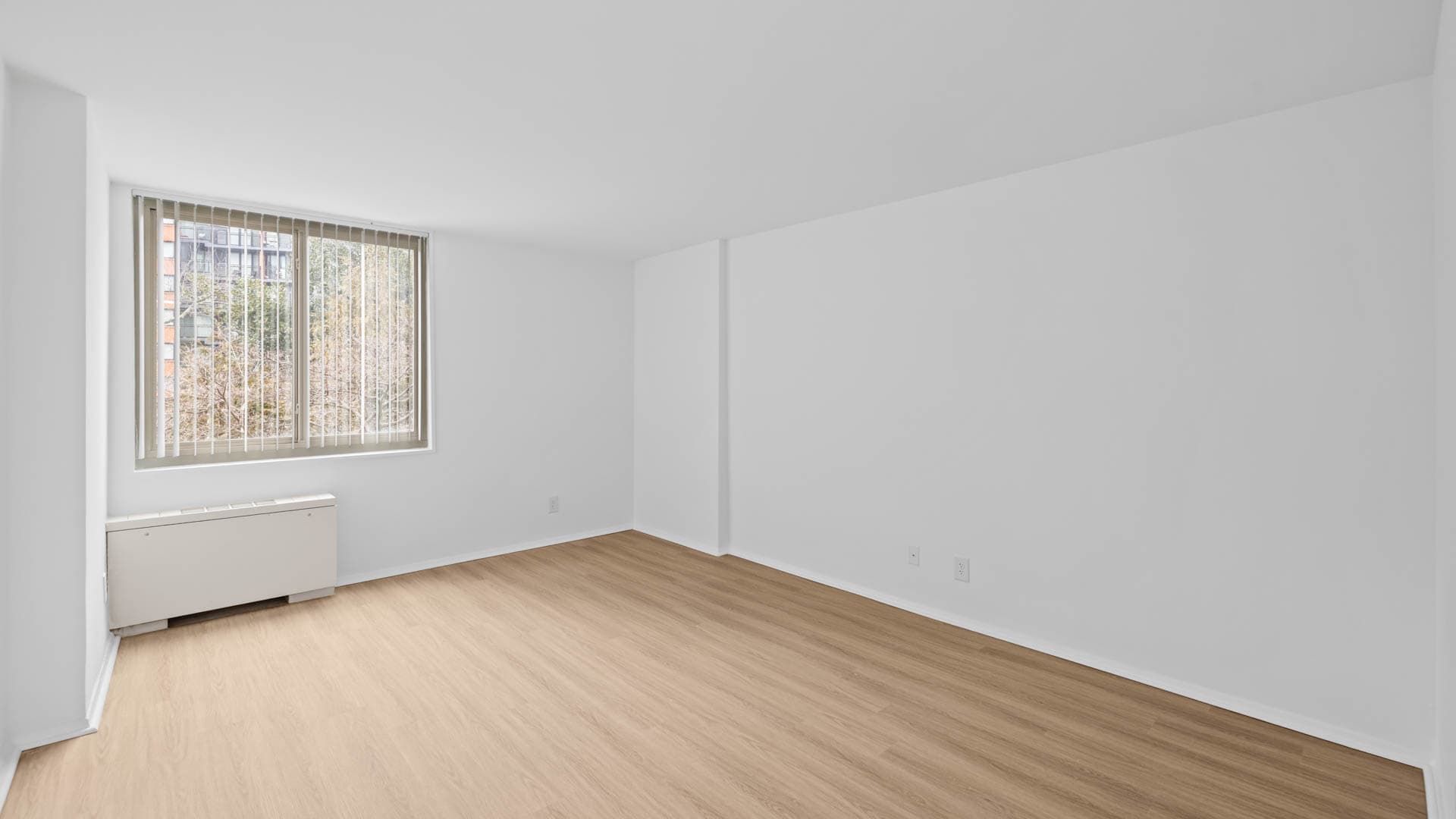 3003 Van Ness Apartments 10 of 14