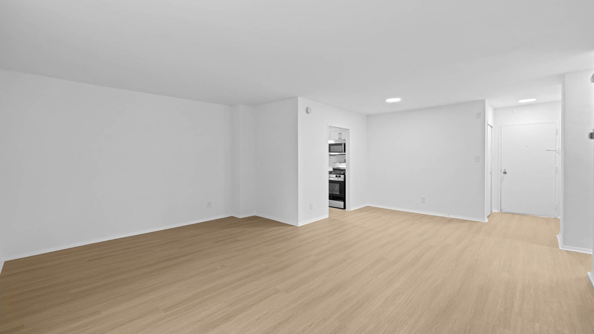 3003 Van Ness Apartments 5 of 8