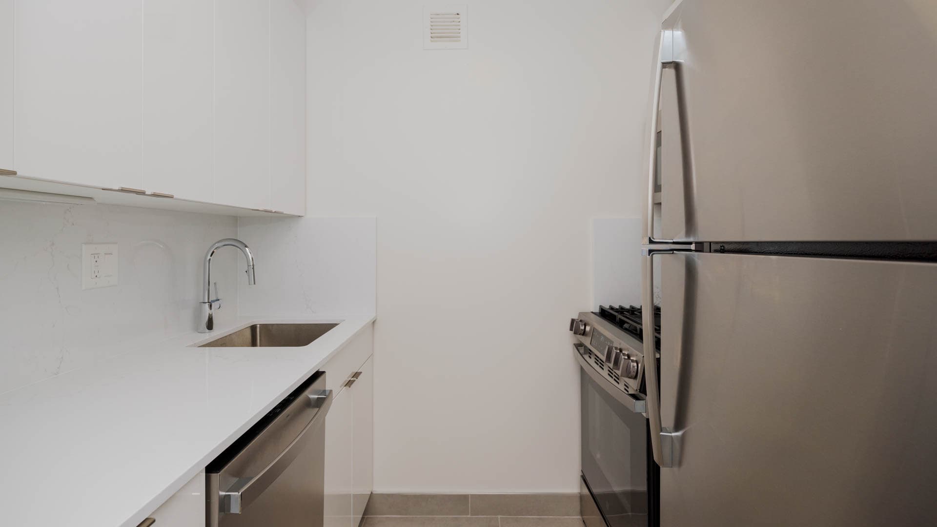 The Westmont Apartments 3 of 6