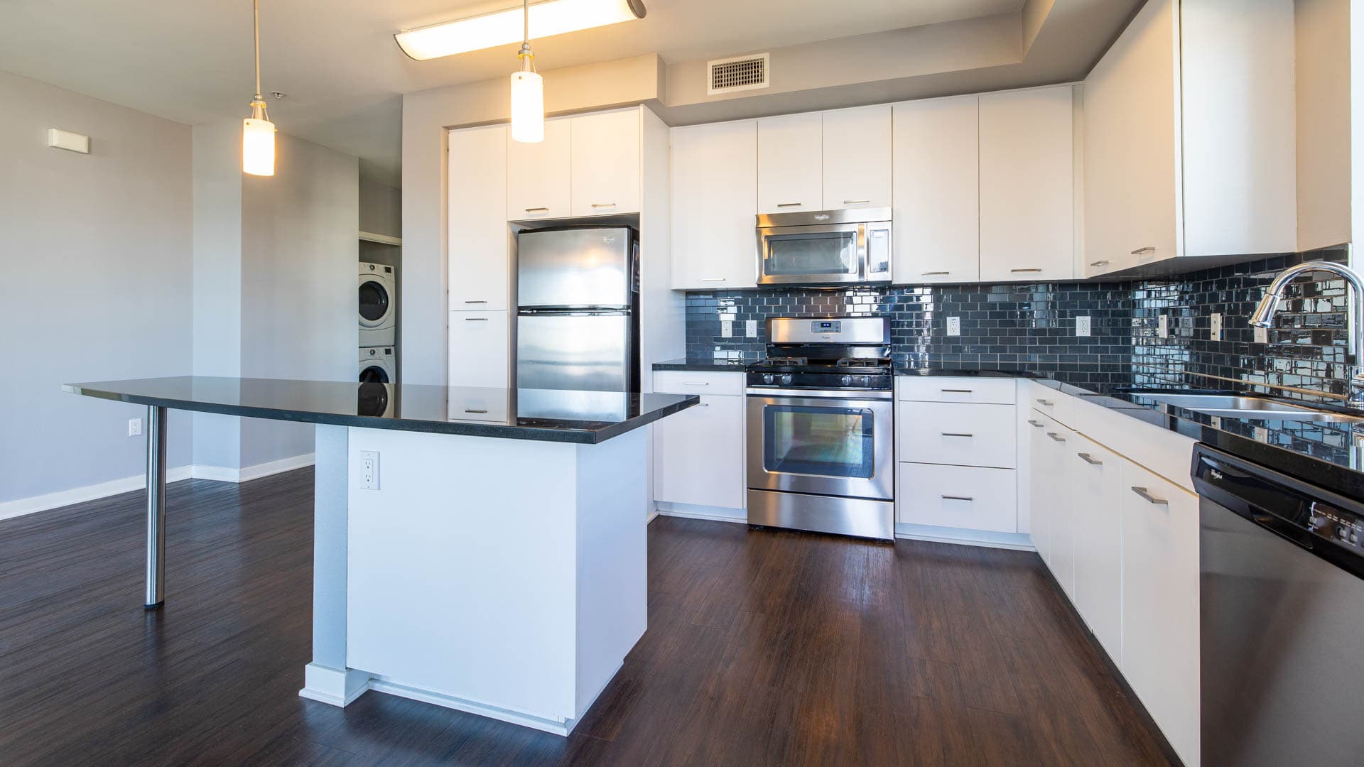Jia Apartments 6 of 7
