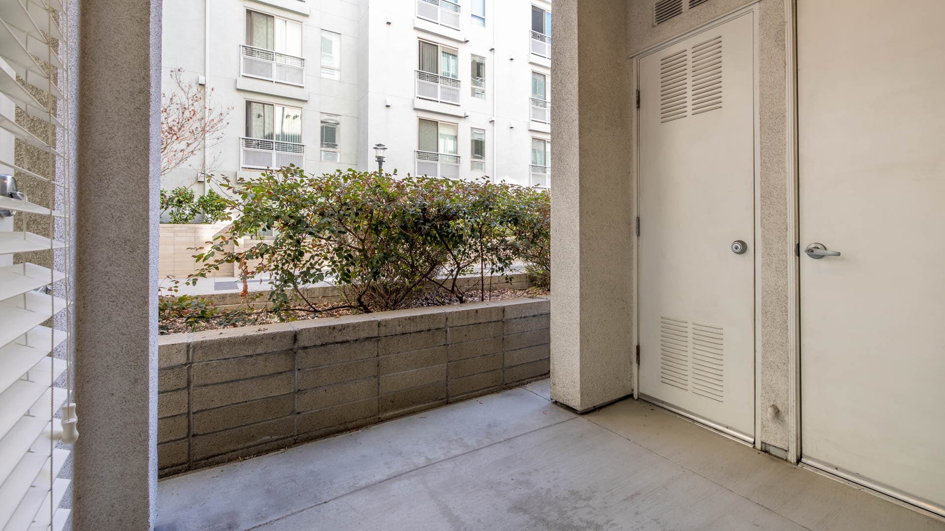 Jia Apartments 21 of 58