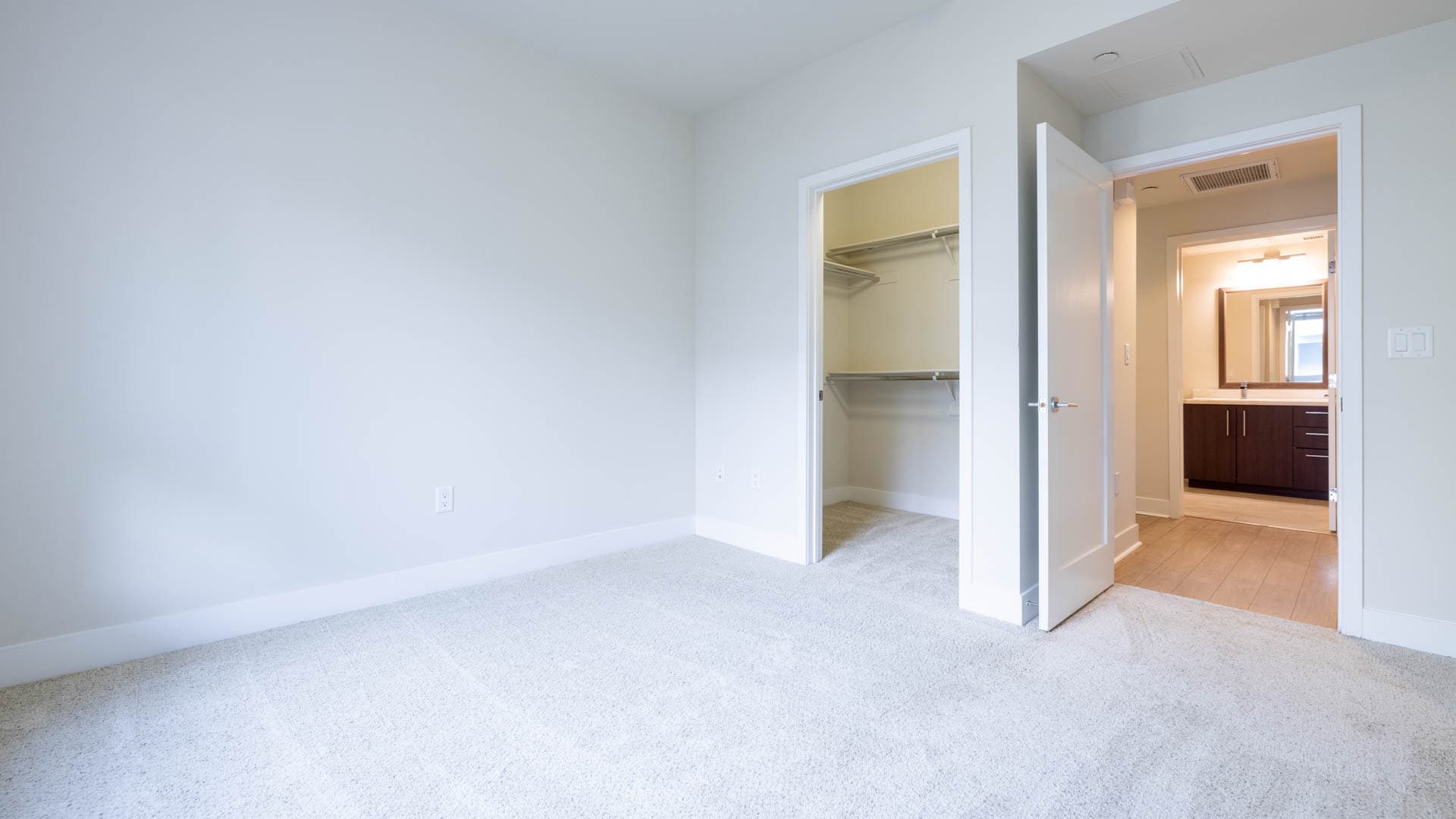 The Hesby Apartments 10 of 16