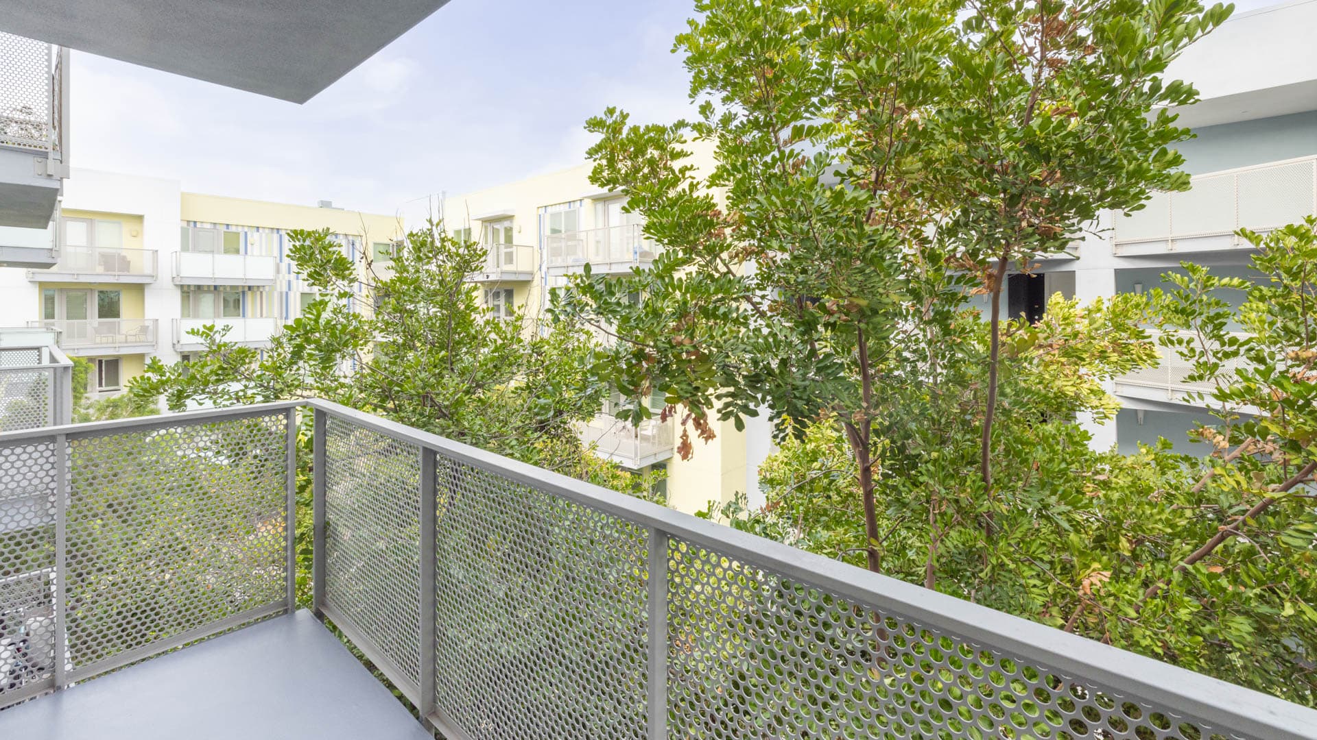 The Hesby Apartments 6 of 16