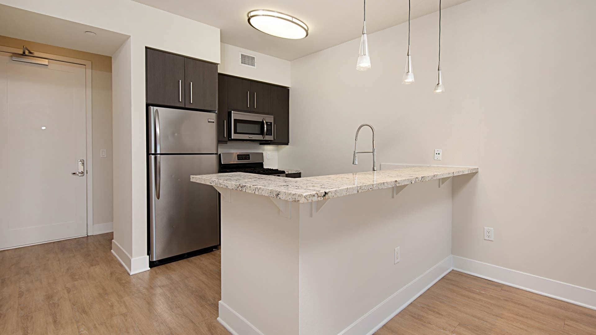 The Hesby Apartments 5 of 42