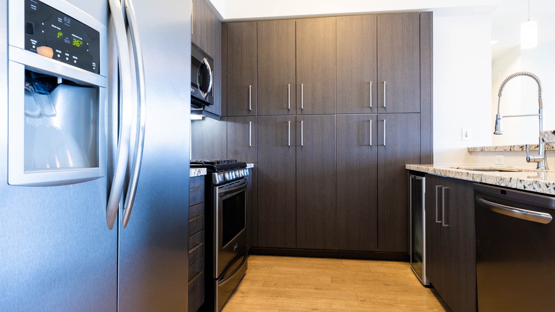 The Hesby Apartments 4 of 16