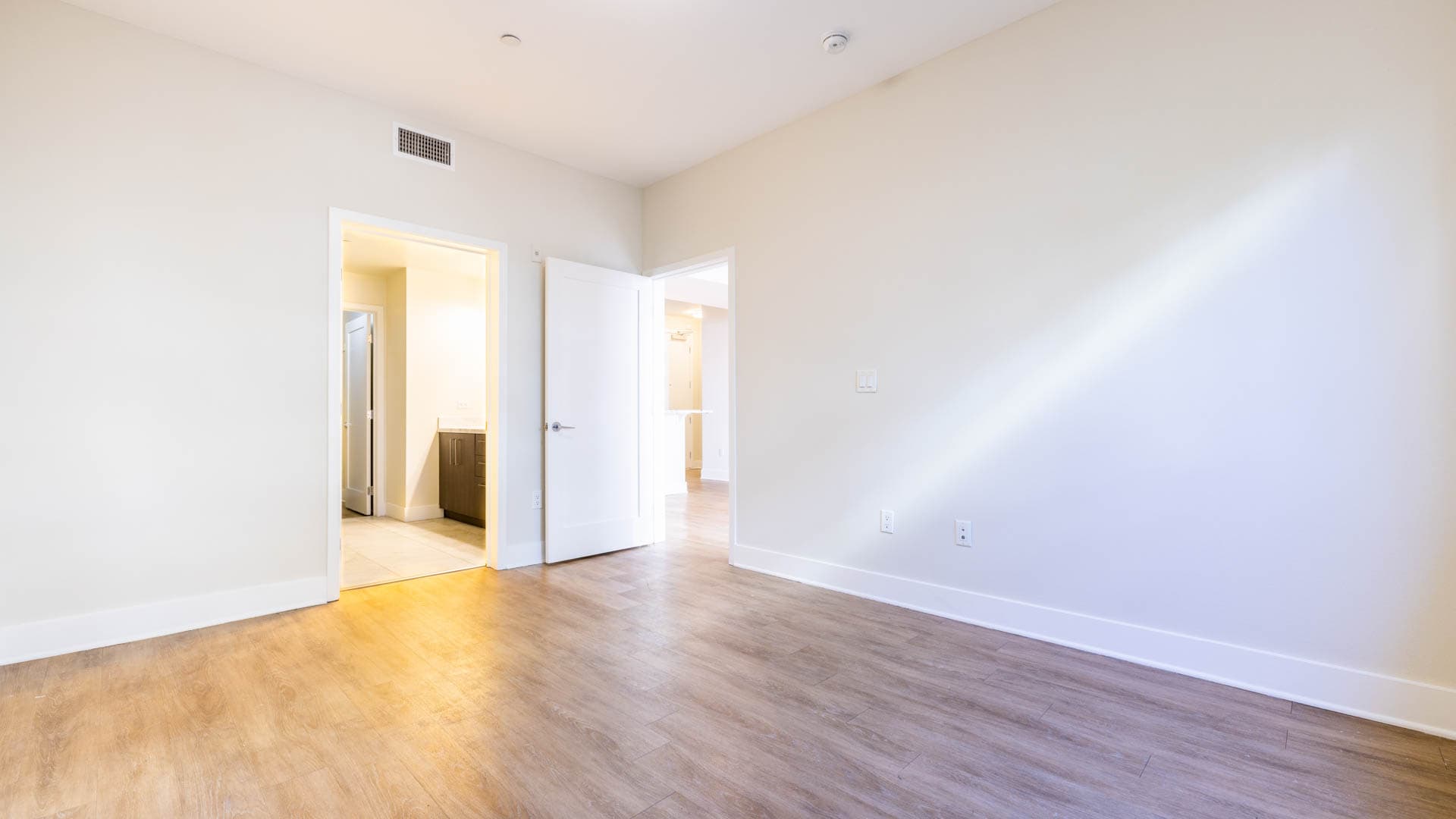 The Hesby Apartments 30 of 42