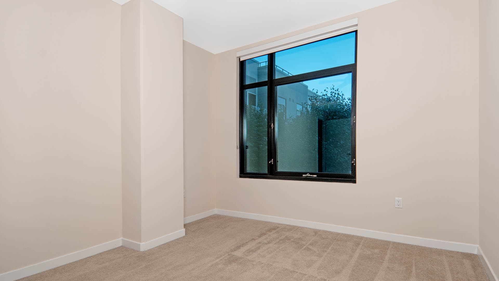 Azure Apartments 4 of 7