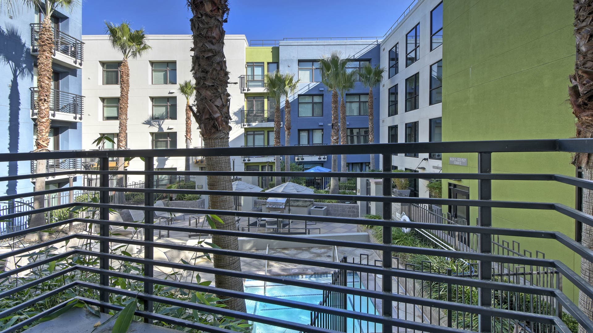 Vista 99 Apartments 2 of 10