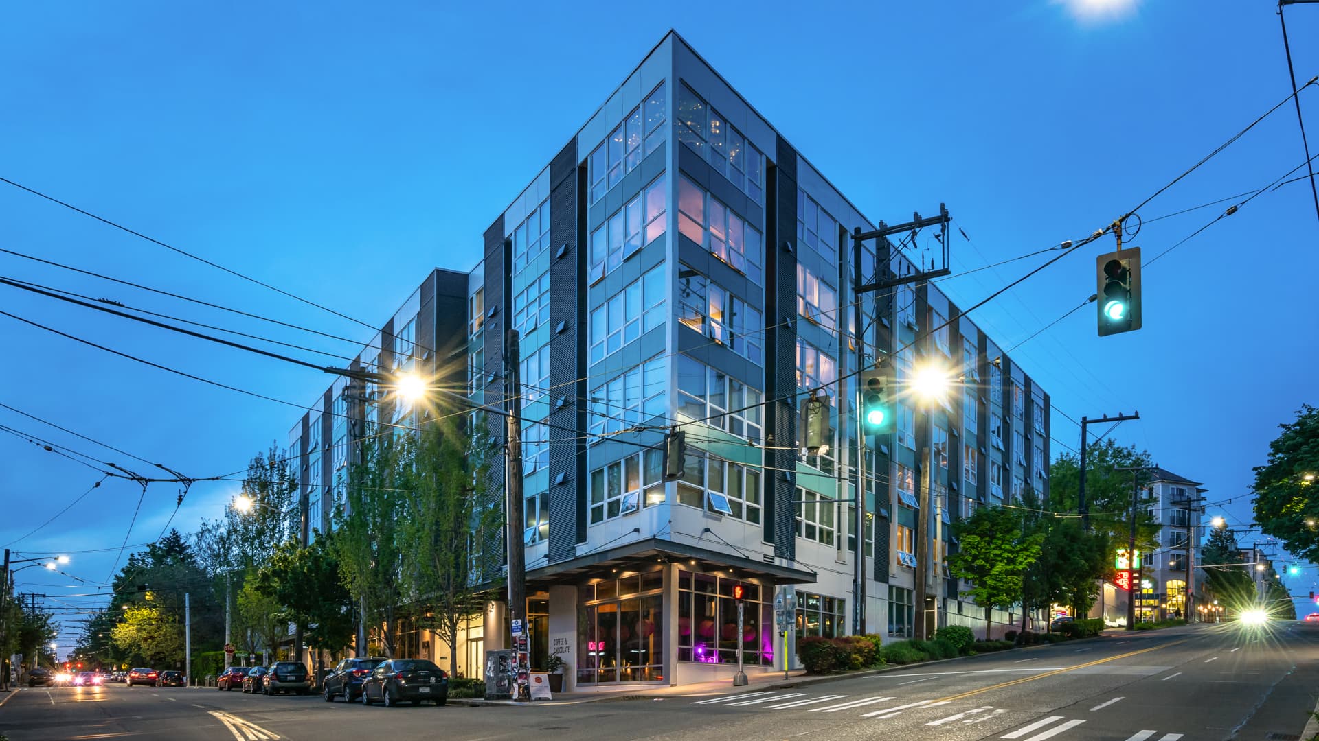 The Pearl Apartments 1 of 8