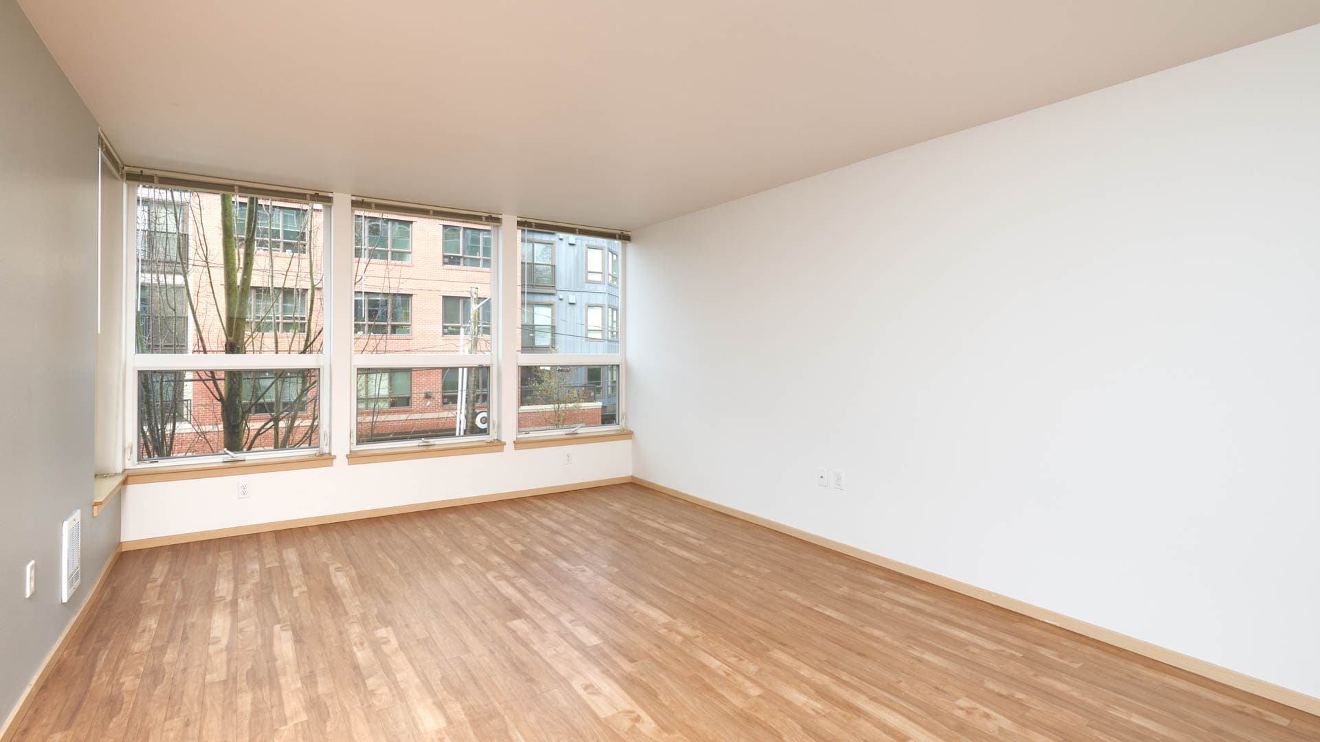 The Pearl Apartments 1 of 6
