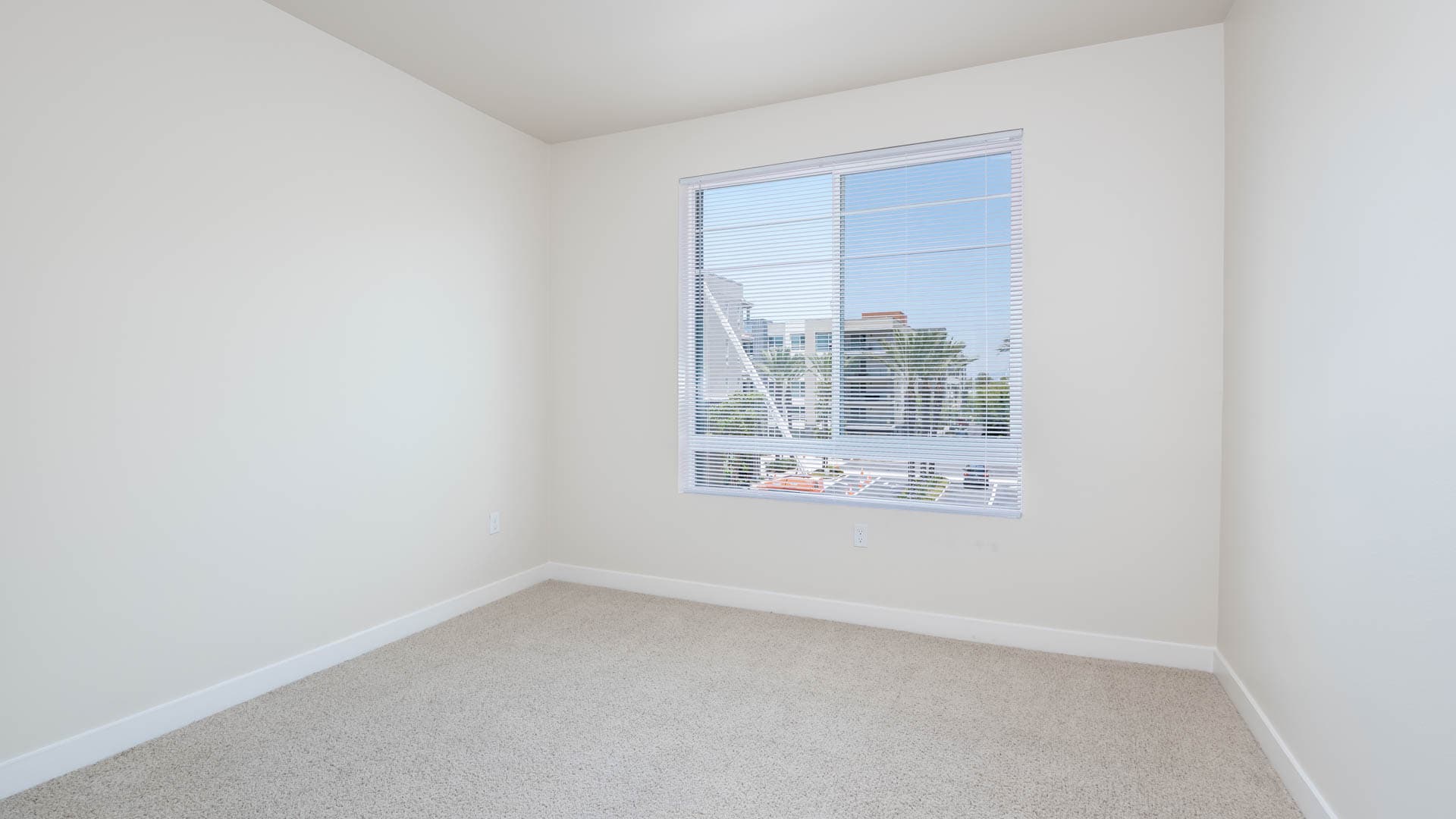 The Kelvin Apartments 14 of 22