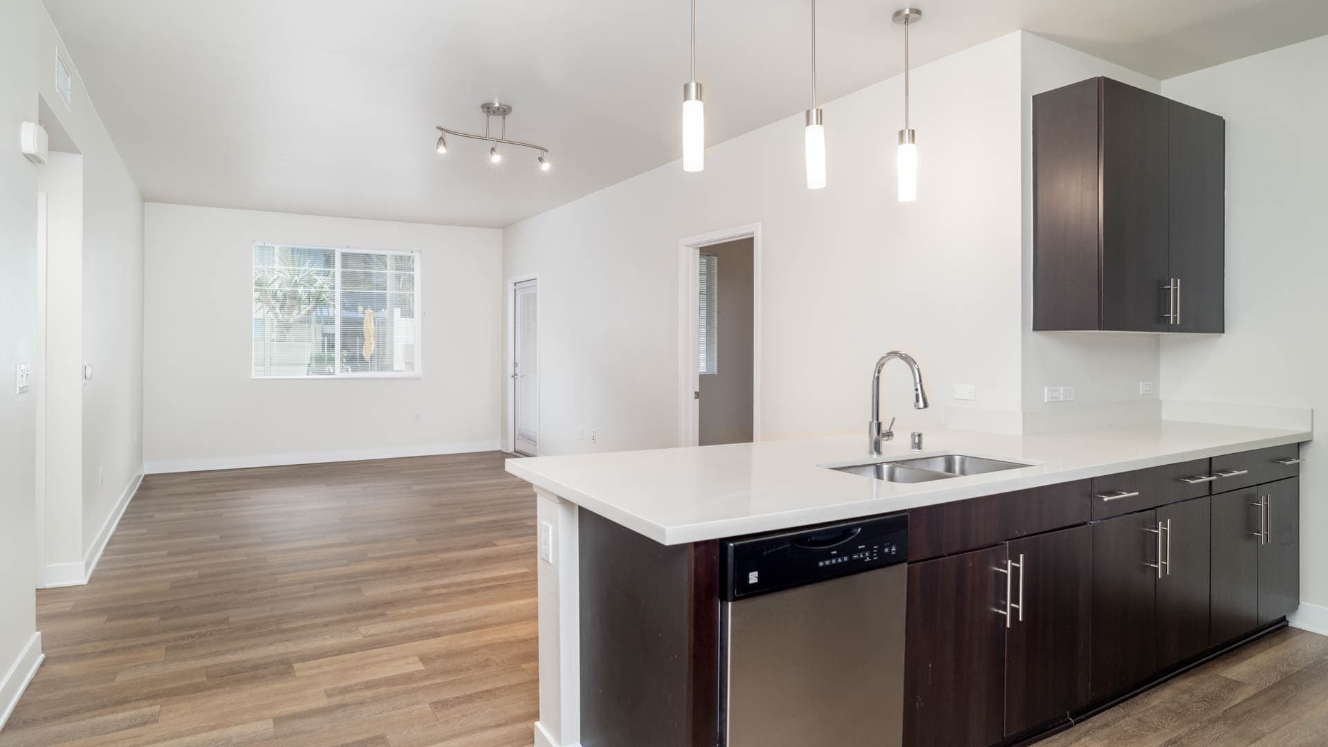 The Kelvin Apartments 6 of 11