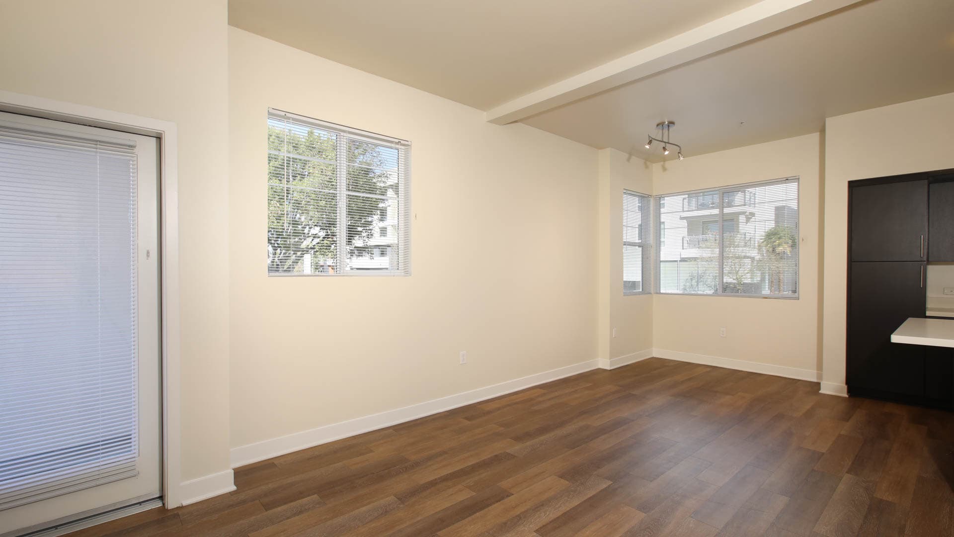 The Kelvin Apartments 2 of 22