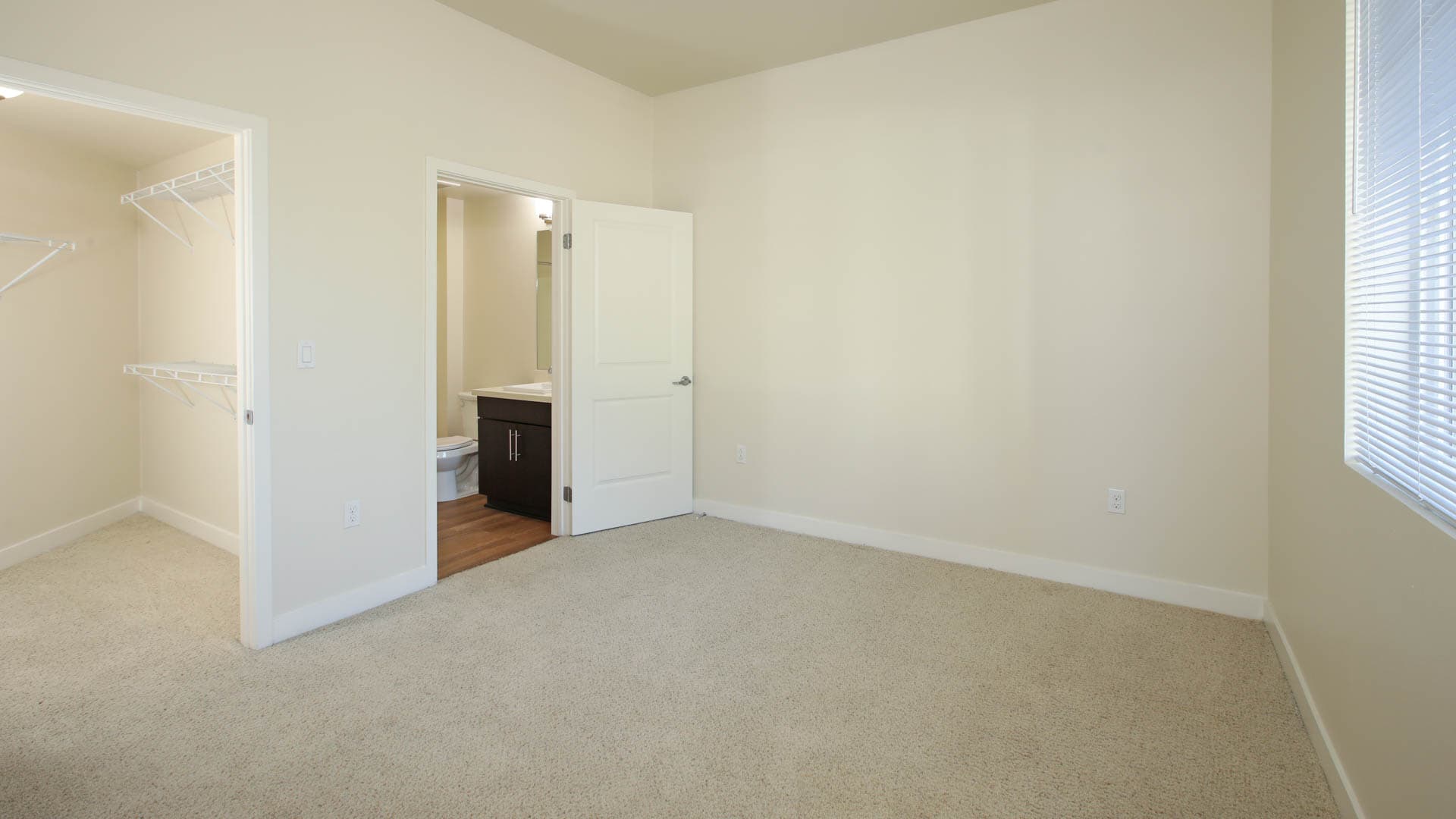 The Kelvin Apartments 7 of 22