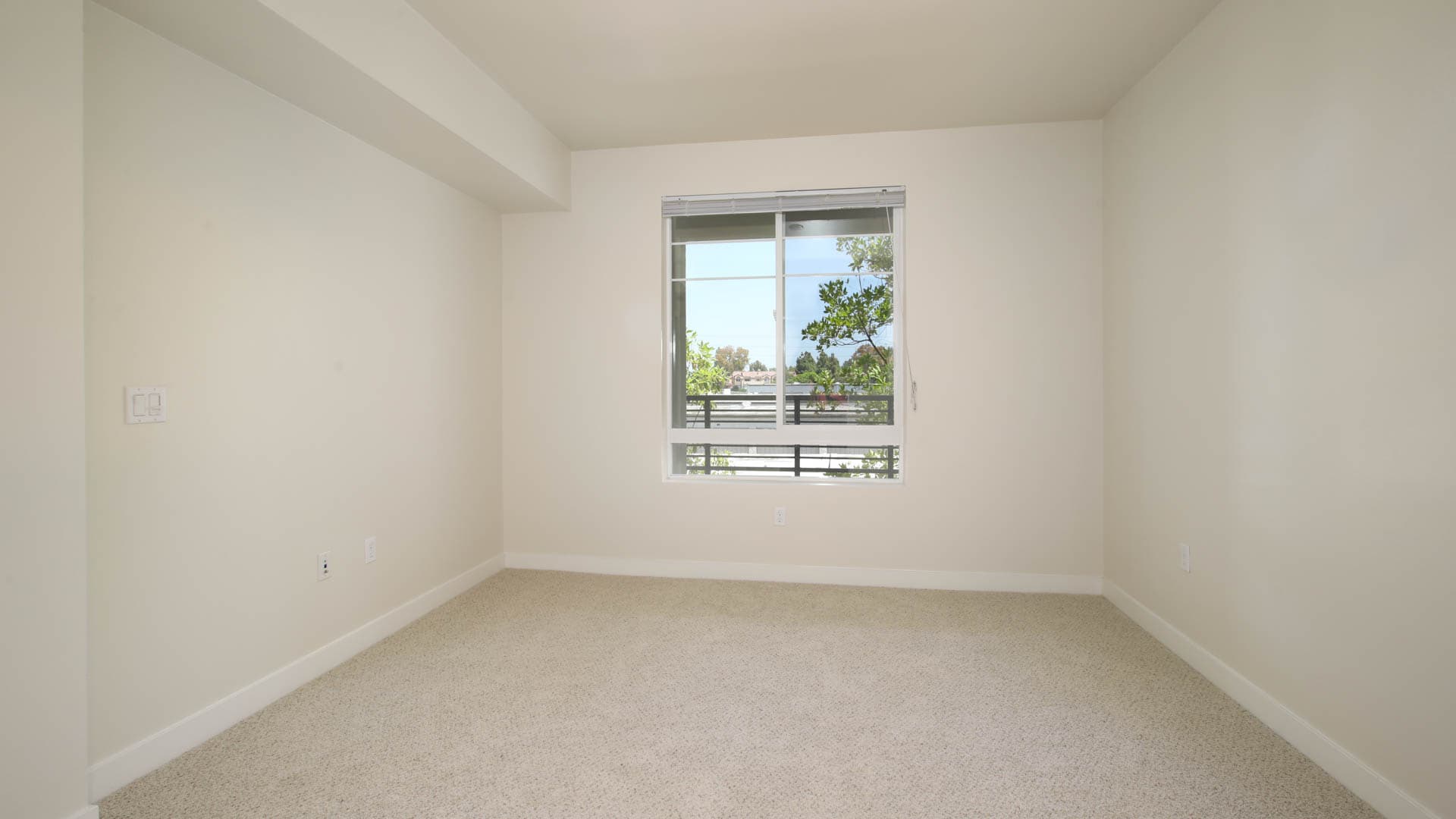 The Kelvin Apartments 3 of 8