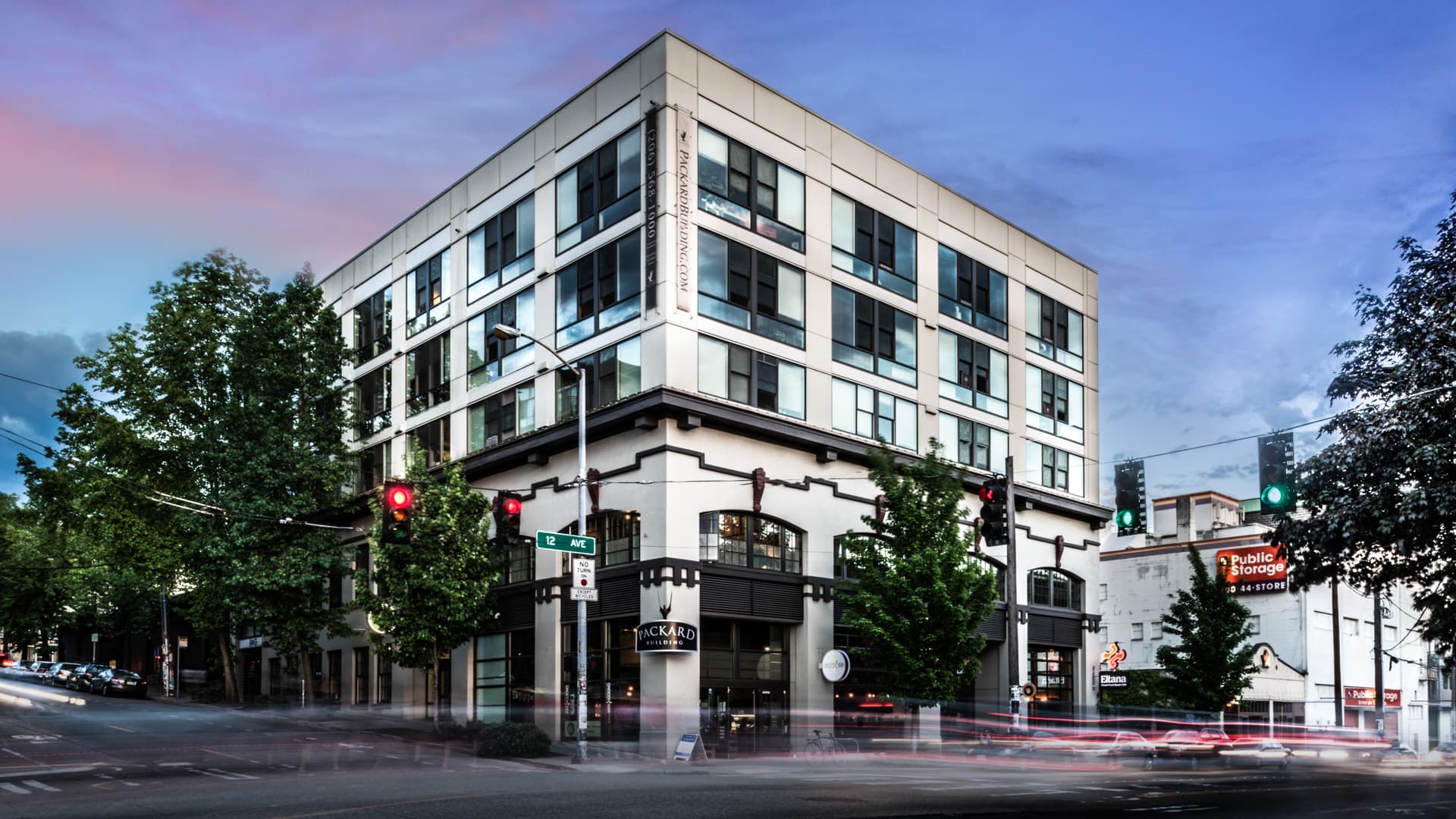 Packard Building Apartments 1 of 8