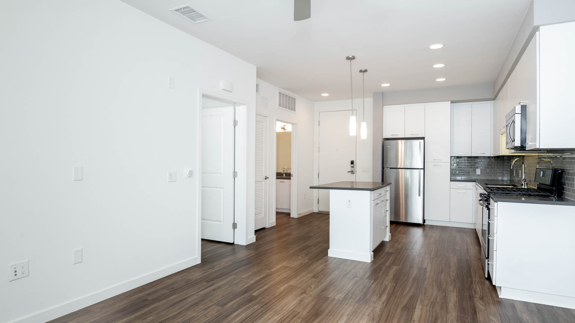 The Alton Apartments 5 of 7