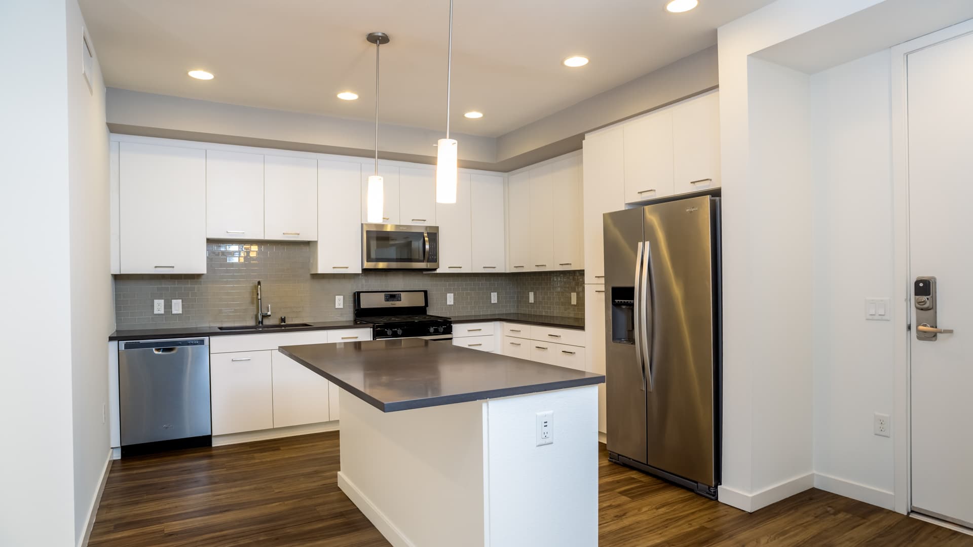 The Alton Apartments 5 of 11
