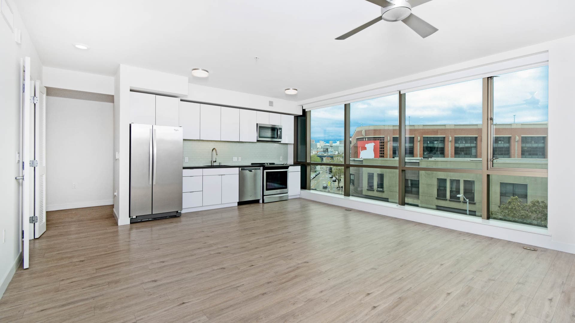 One Henry Adams Apartments 14 of 38