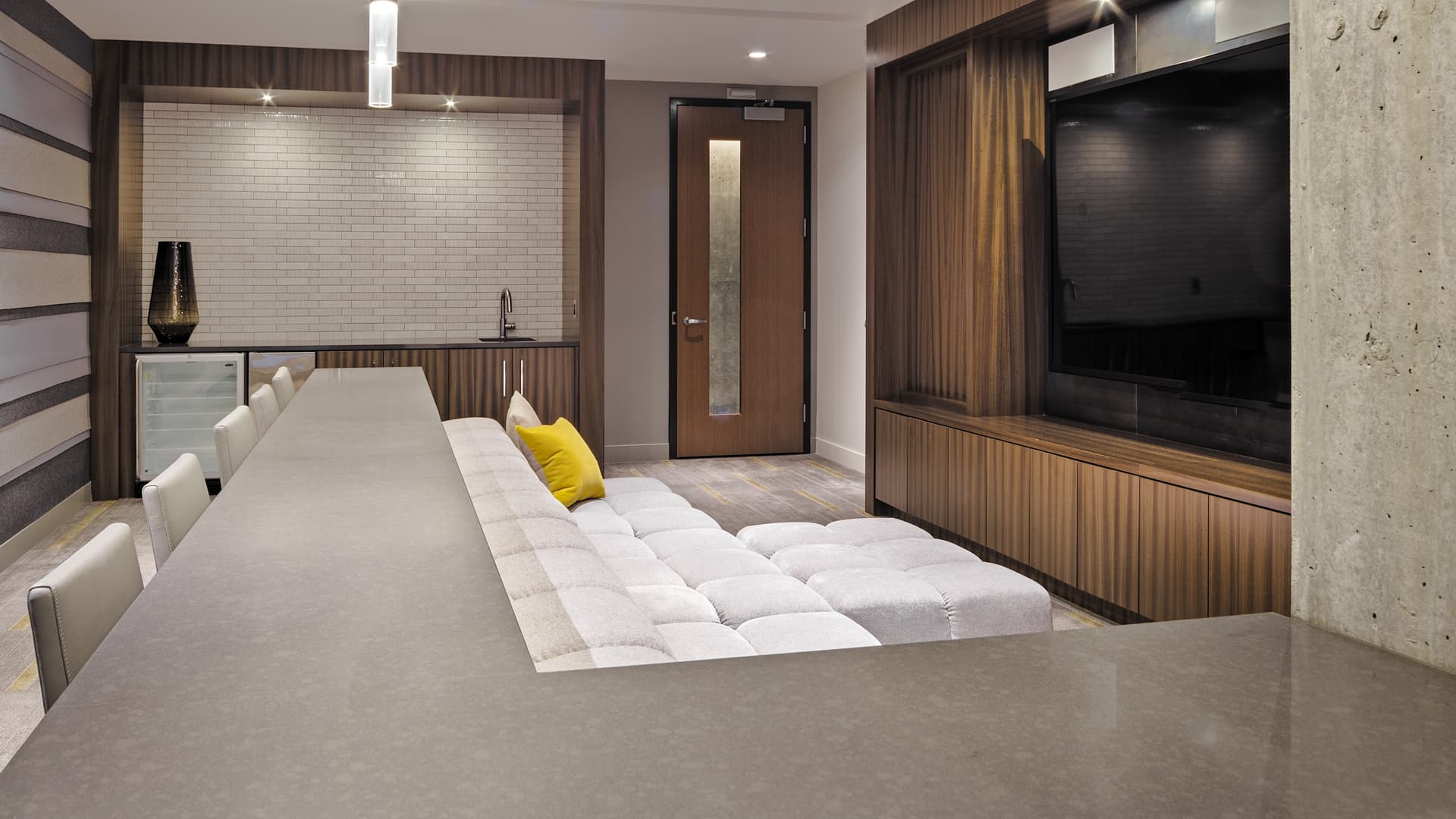 Helios Apartments 64 of 84