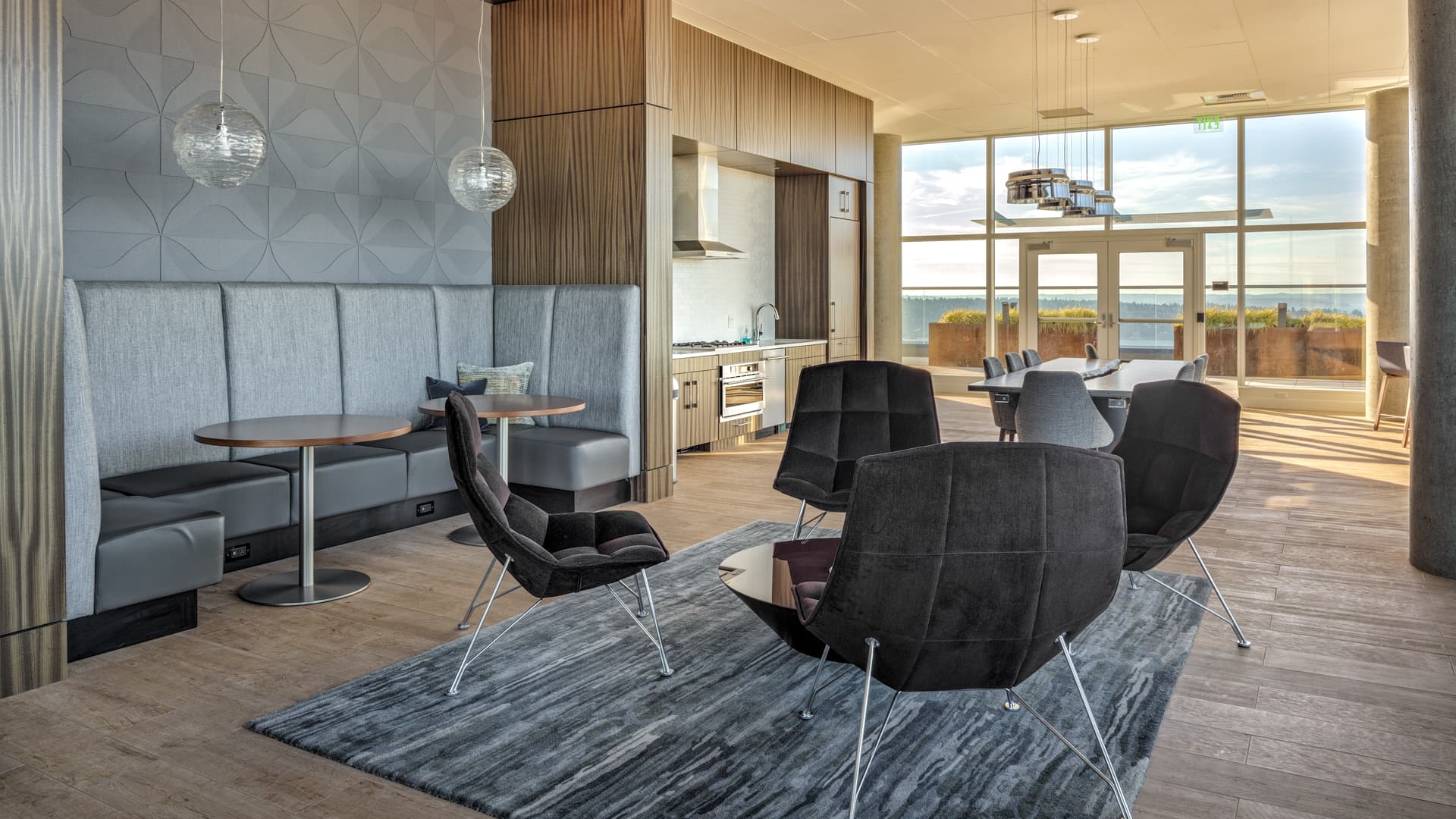 Helios Apartments 59 of 84