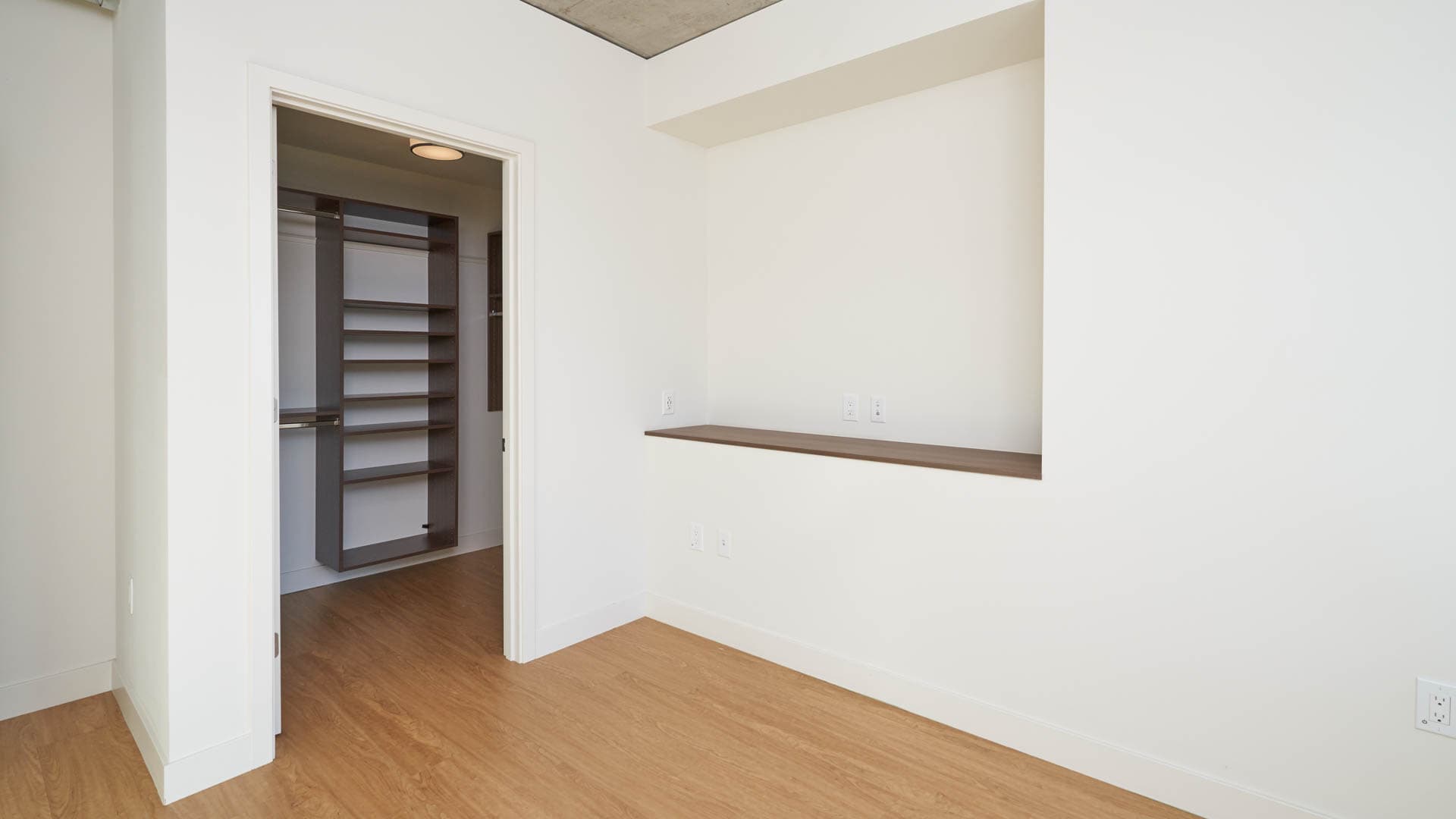 Helios Apartments 50 of 84