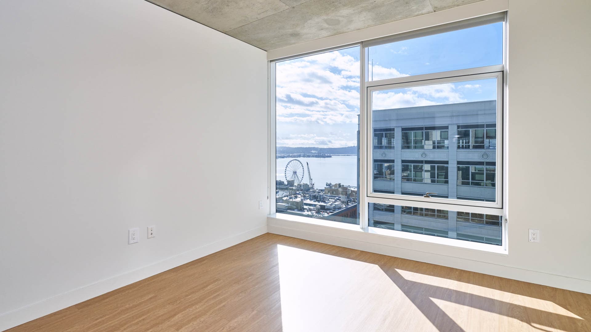 Helios Apartments 45 of 84