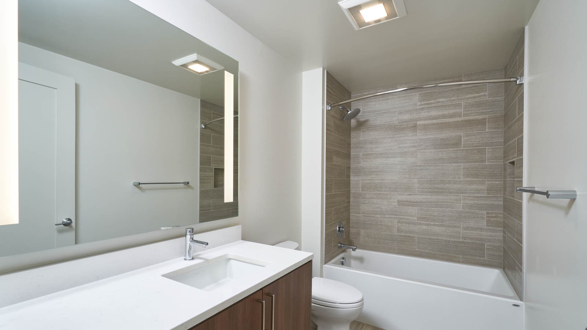 Helios Apartments 32 of 84