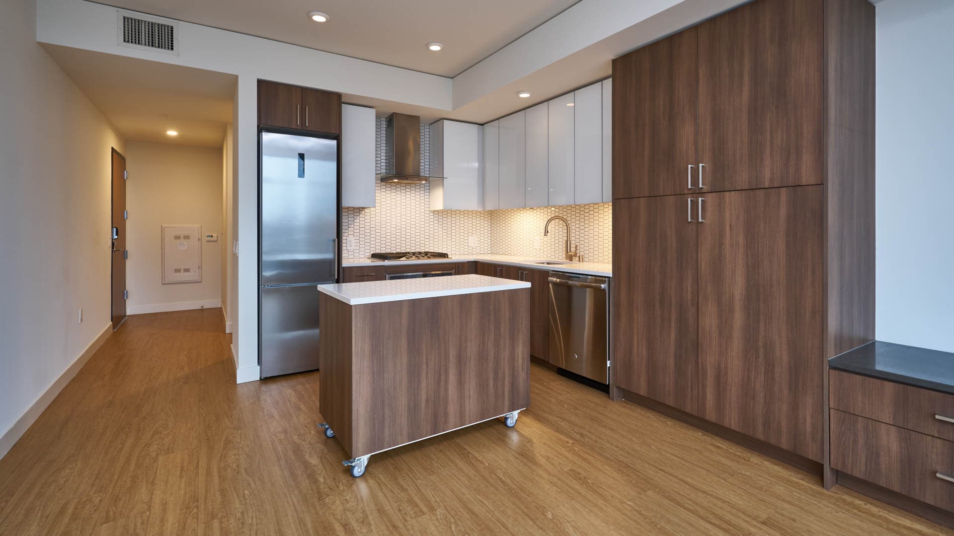Helios Apartments 14 of 84