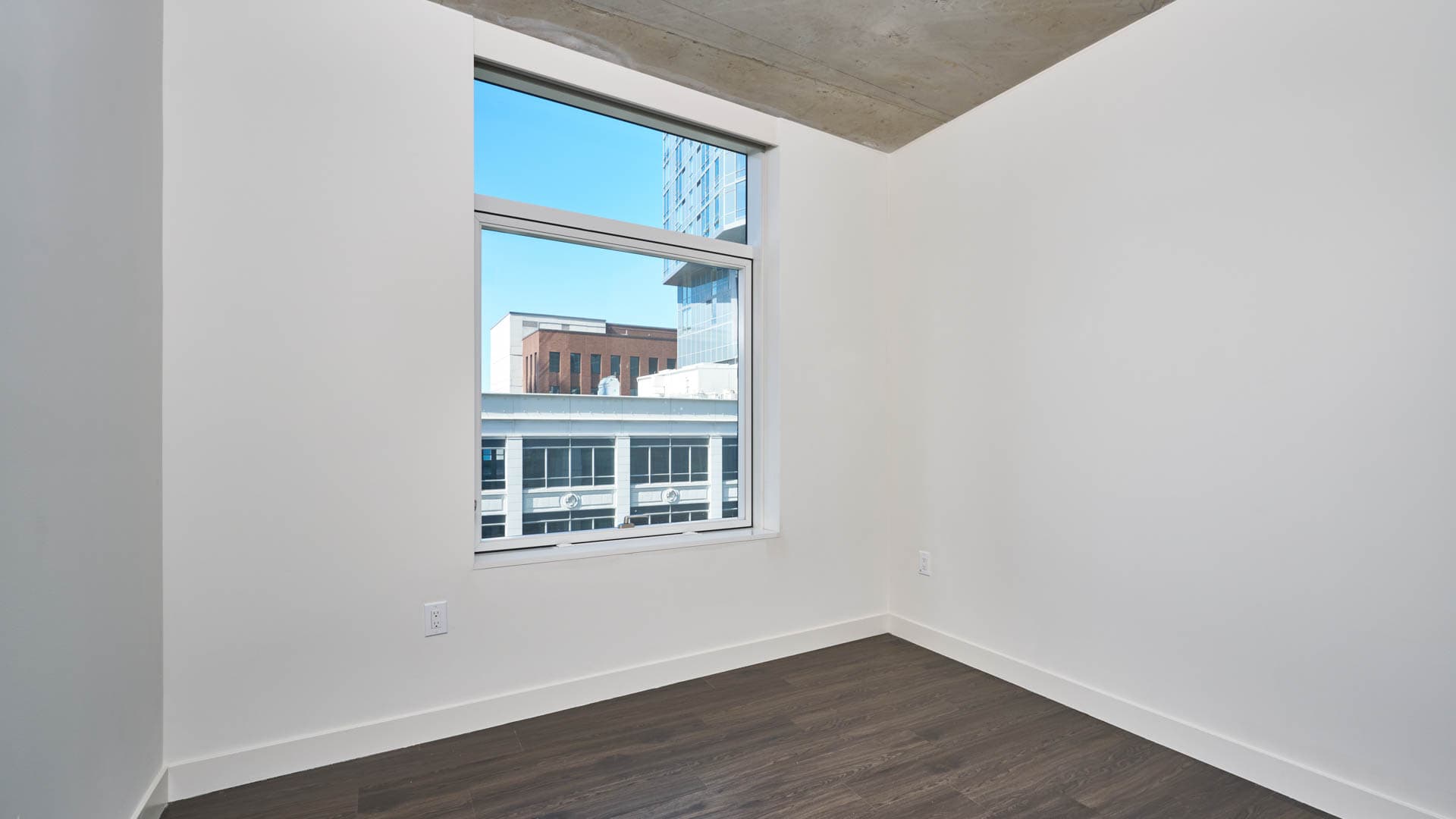 Helios Apartments 44 of 84