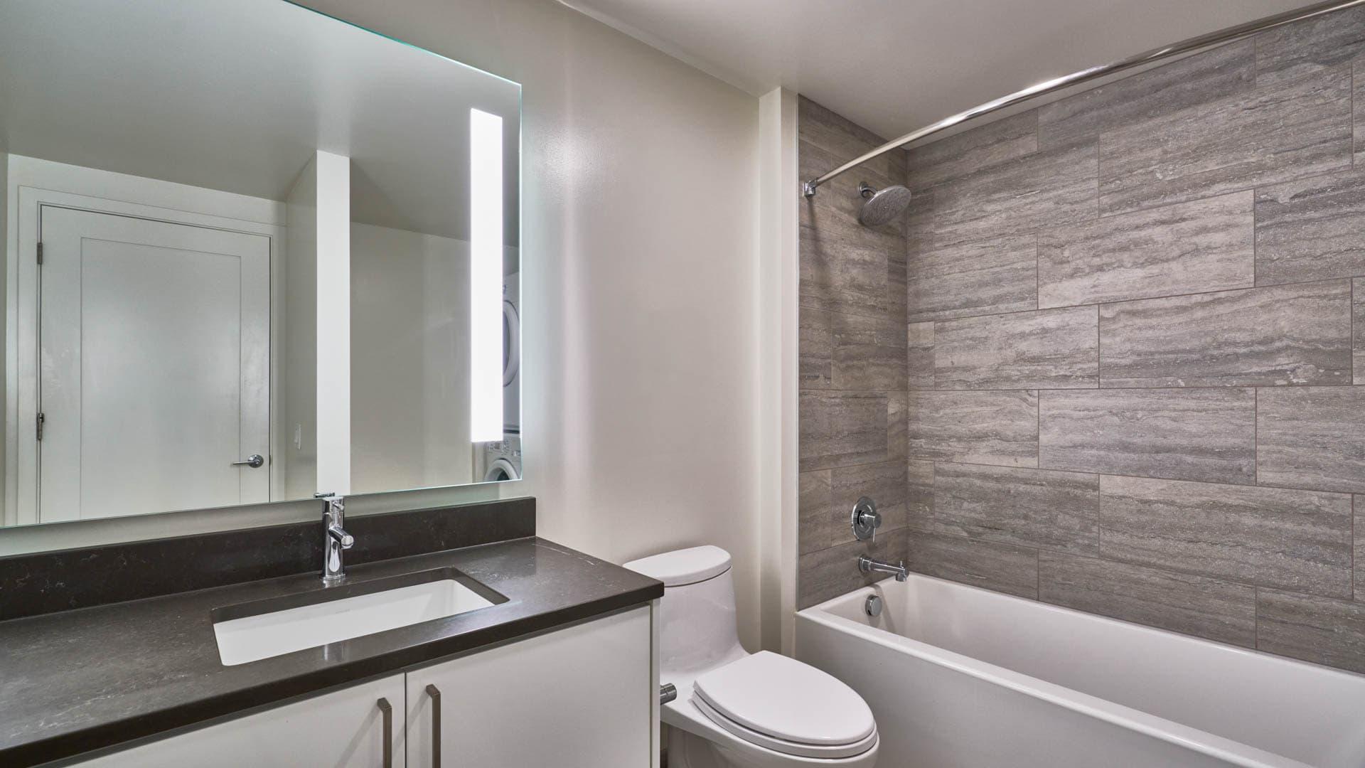 Helios Apartments 35 of 84