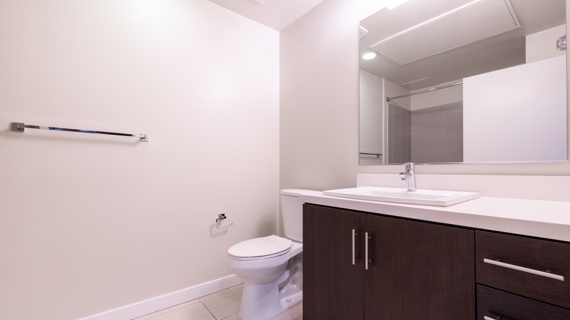 Radius Koreatown Apartments 2 of 6