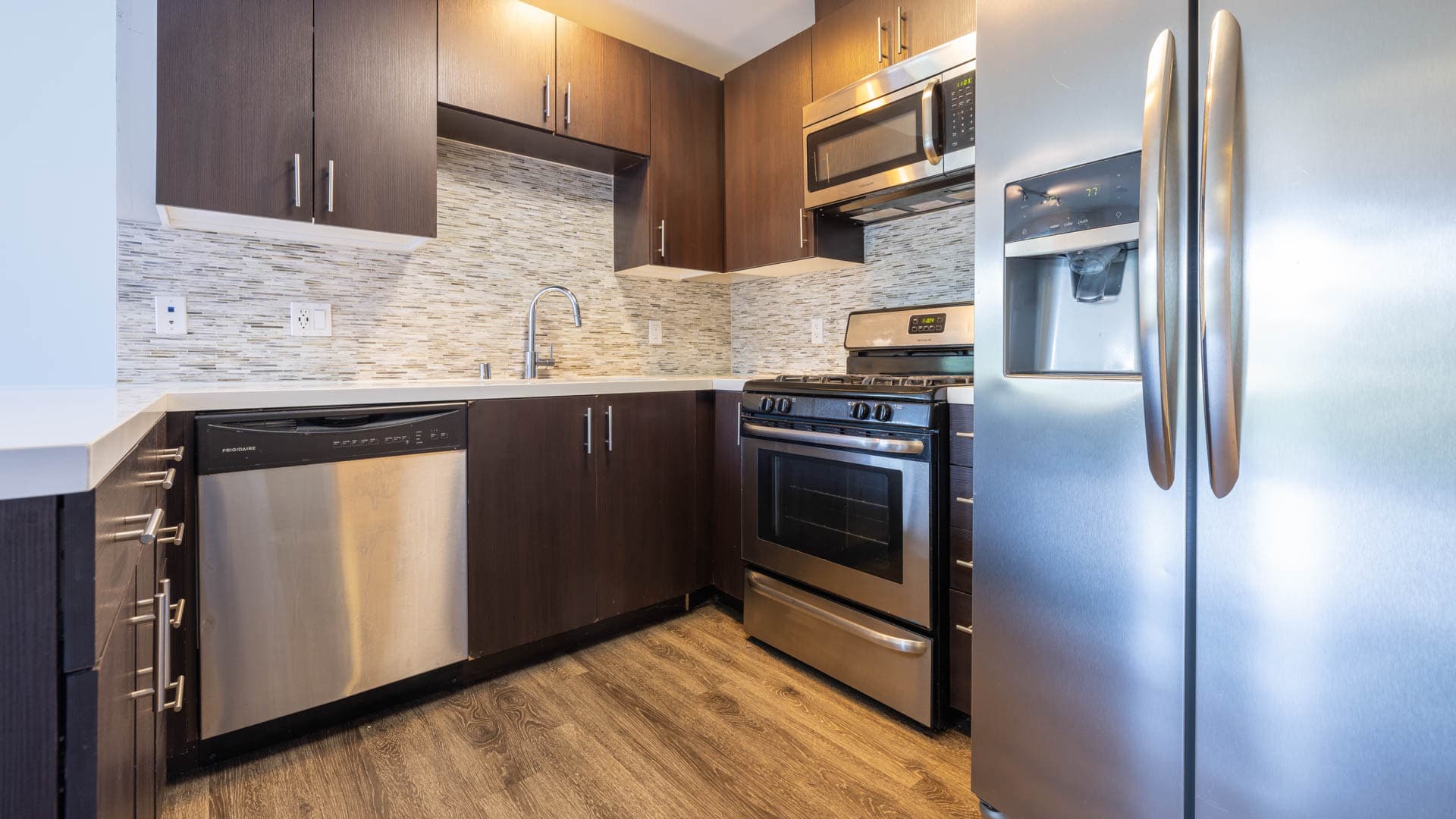 Radius Koreatown Apartments 5 of 13