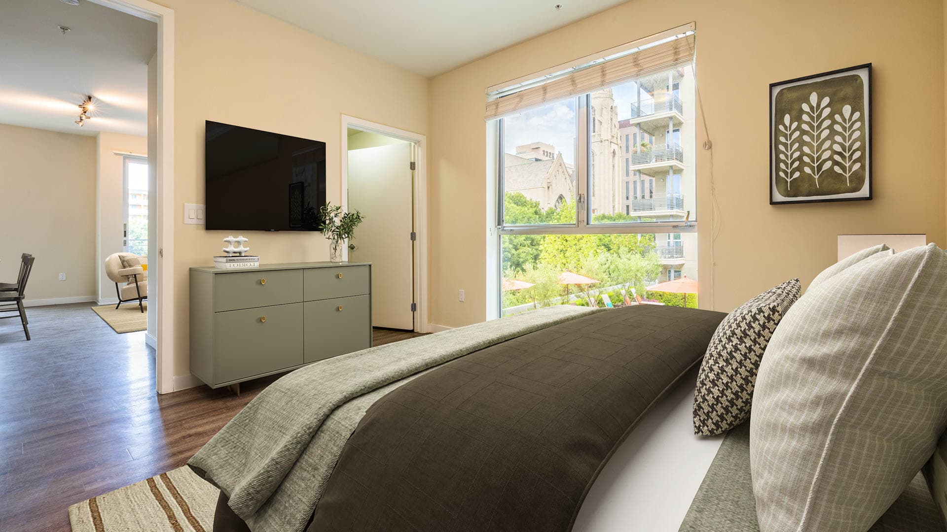 Radius Koreatown Apartments 10 of 13
