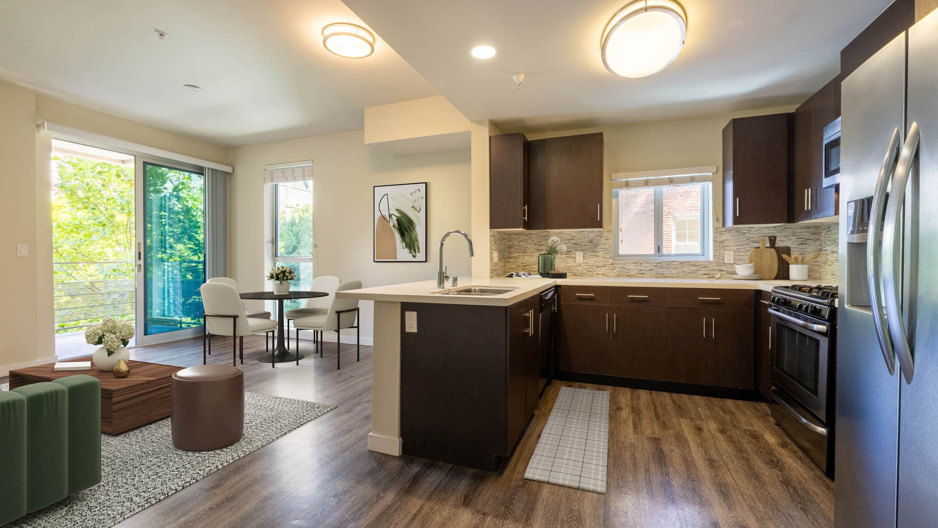 Radius Koreatown Apartments 2 of 12