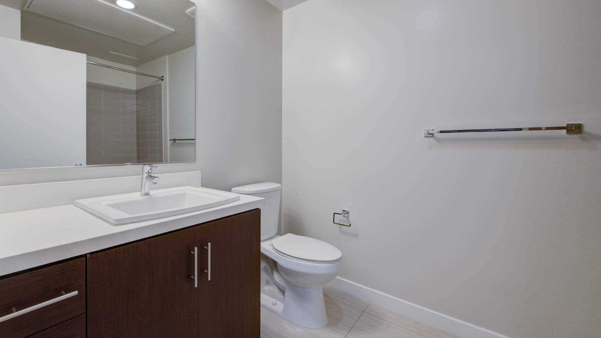 Radius Koreatown Apartments 1 of 4