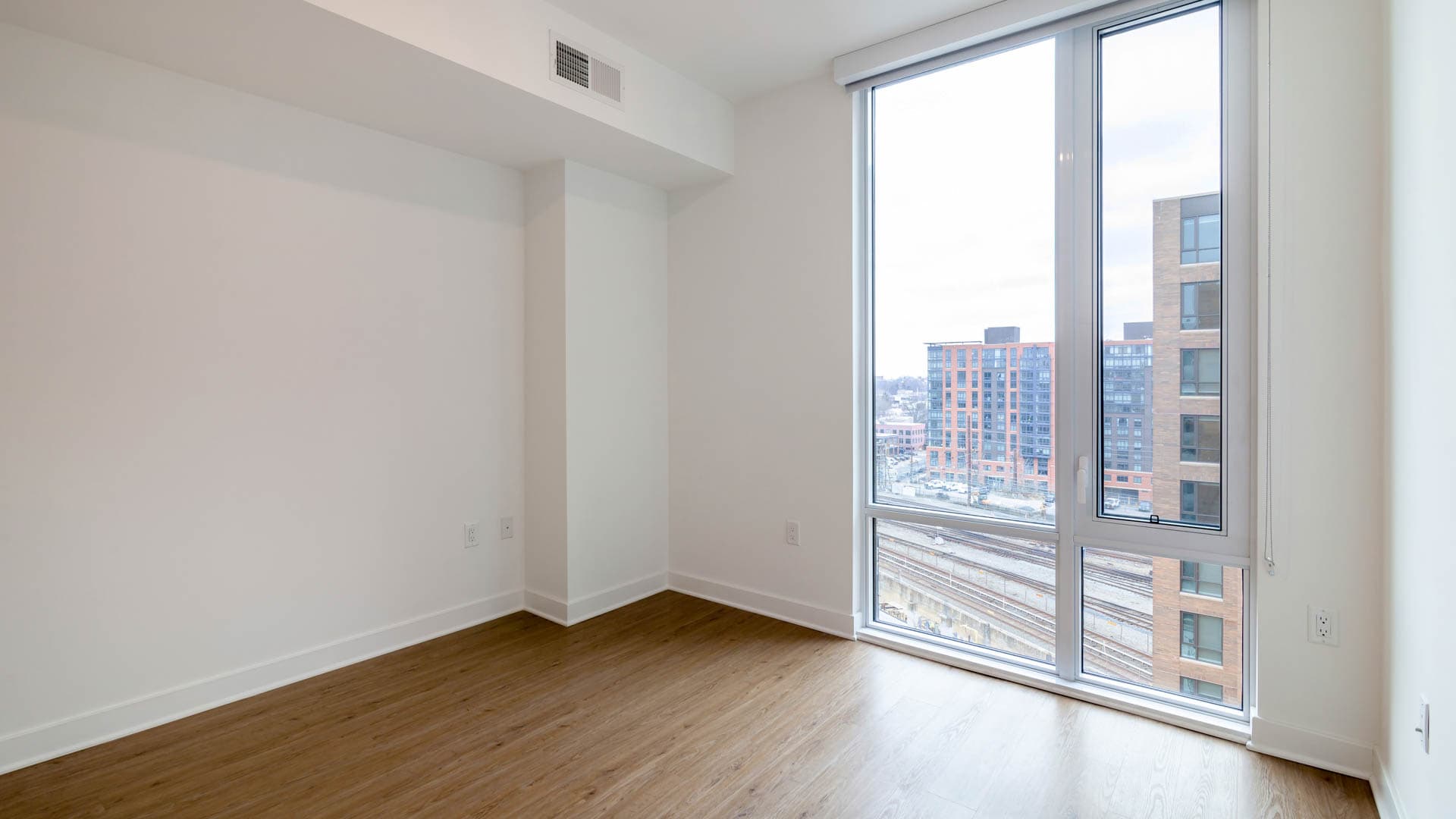 100K Apartments 2 of 7