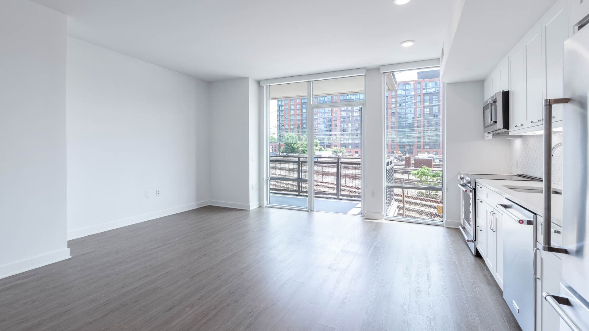 100K Apartments 5 of 8