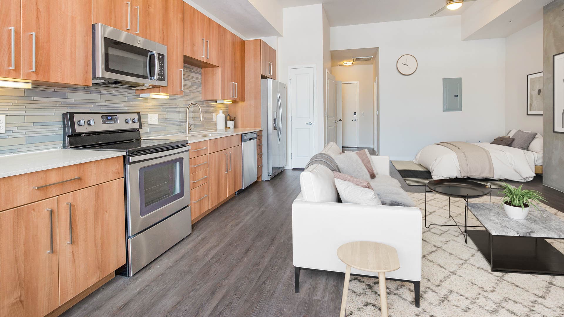 Radius Uptown Apartments 7 of 9