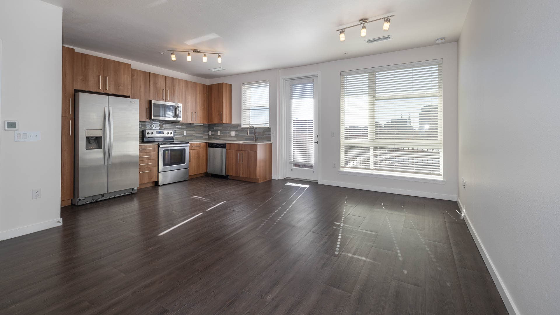 Radius Uptown Apartments 4 of 7