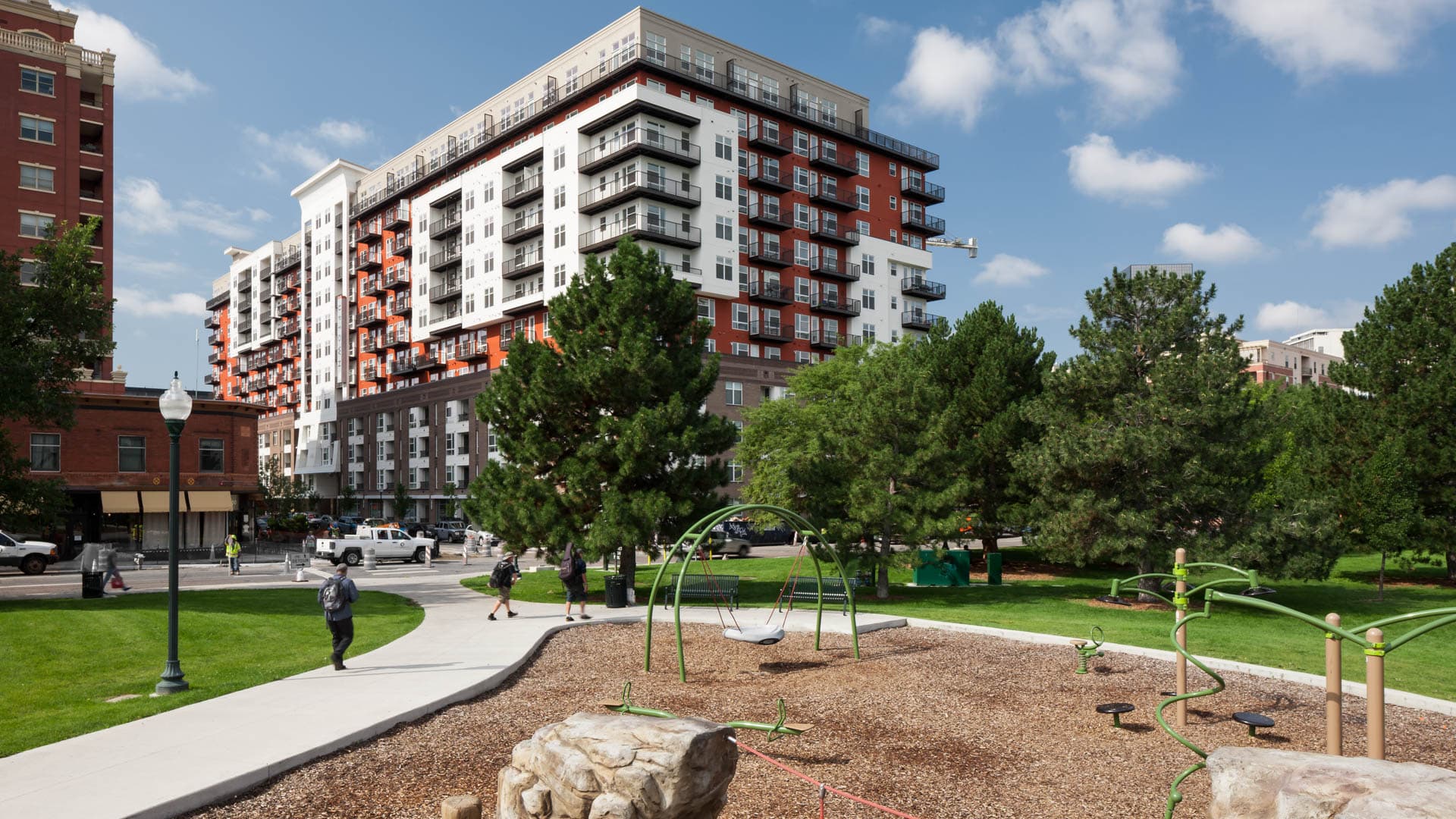 Radius Uptown Apartments 3 of 45
