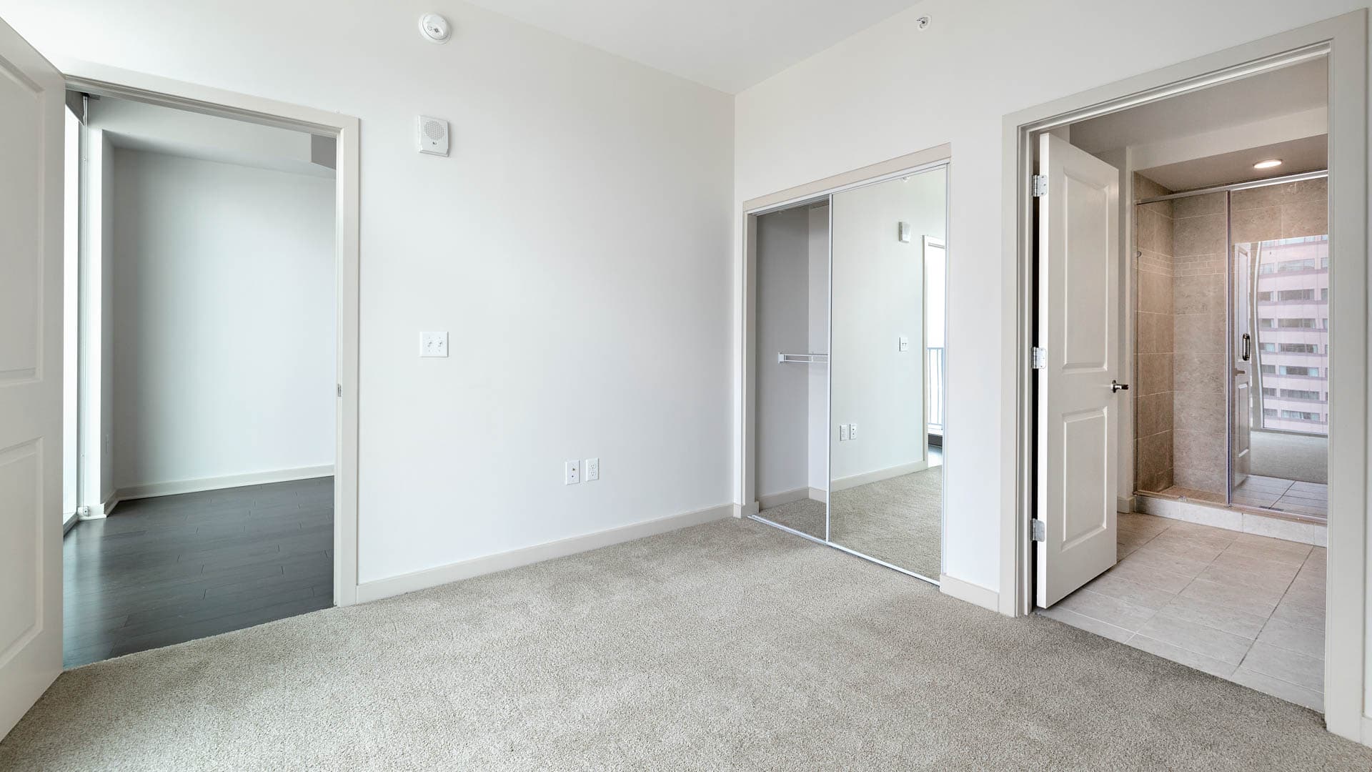 Skyhouse Denver Apartments 33 of 87