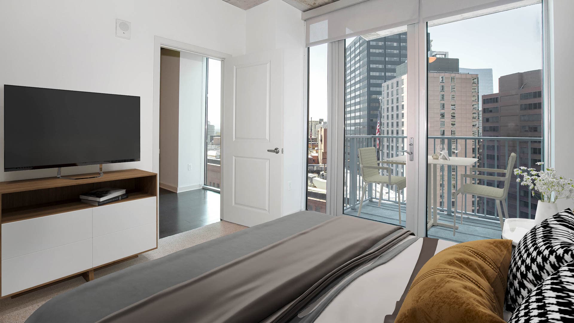 Skyhouse Denver Apartments 7 of 8