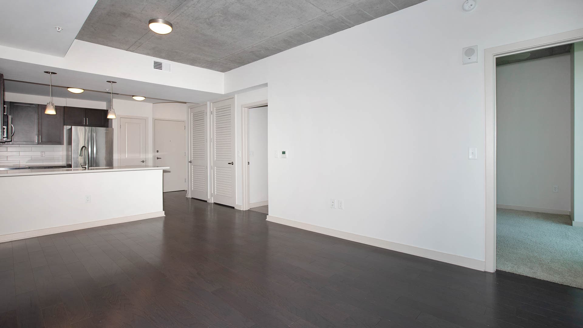 Skyhouse Denver Apartments 2 of 8