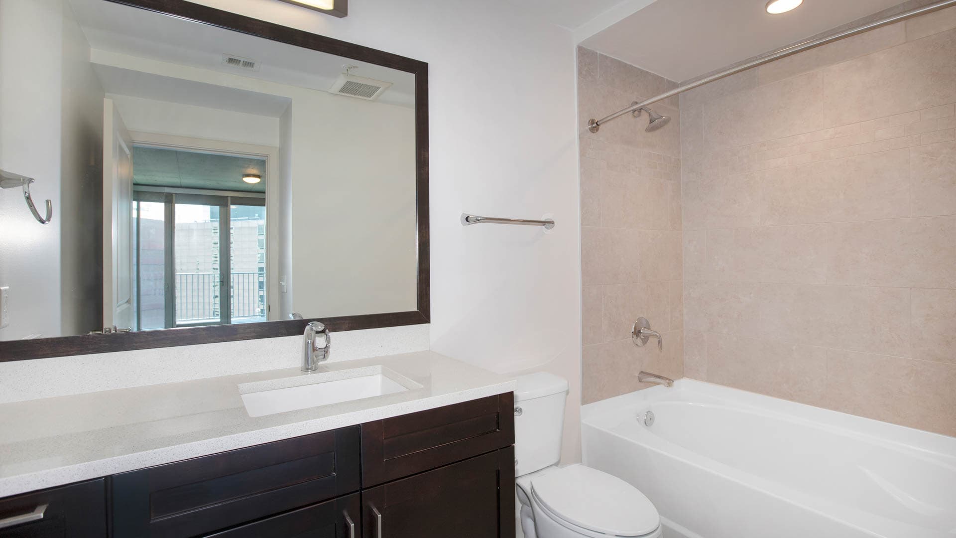 Skyhouse Denver Apartments 4 of 6
