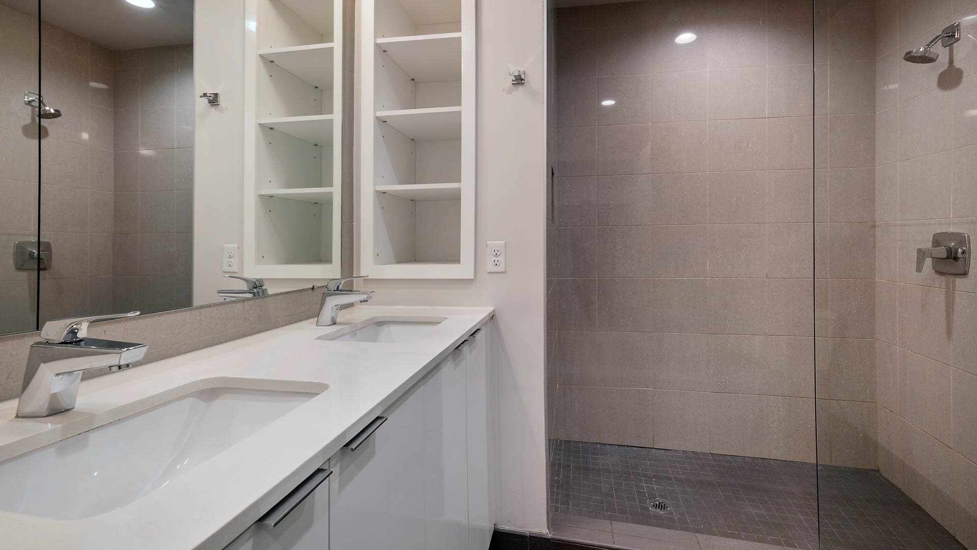 Eviva on Cherokee Apartments 5 of 11