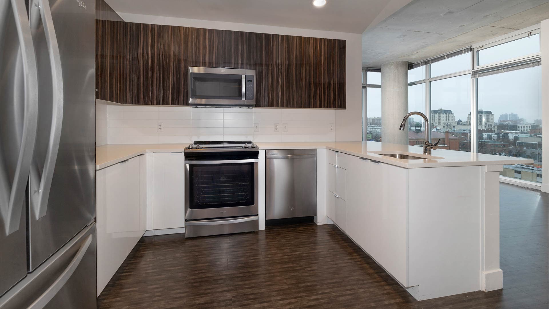 Eviva on Cherokee Apartments 4 of 10