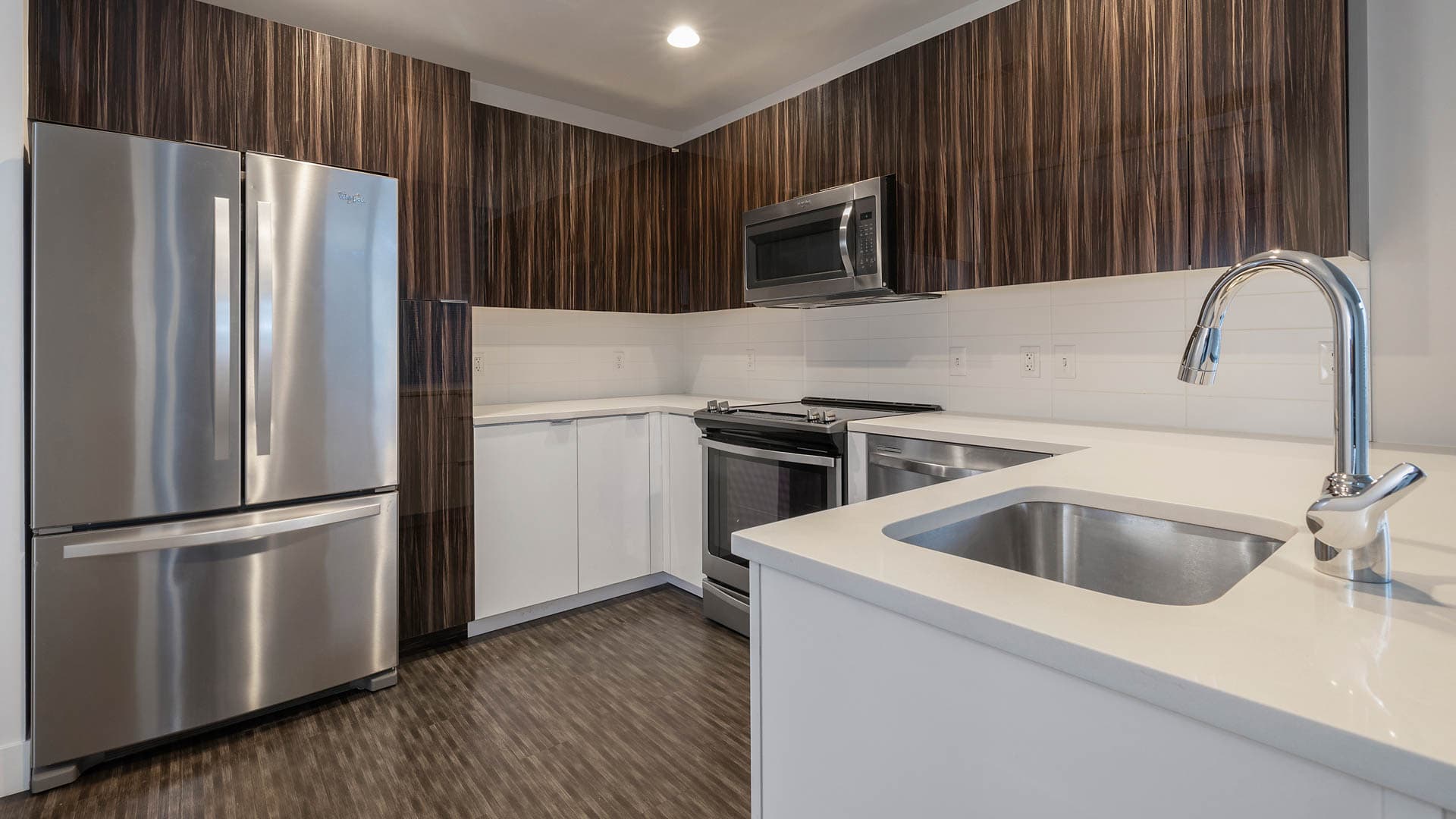 Eviva on Cherokee Apartments 3 of 10