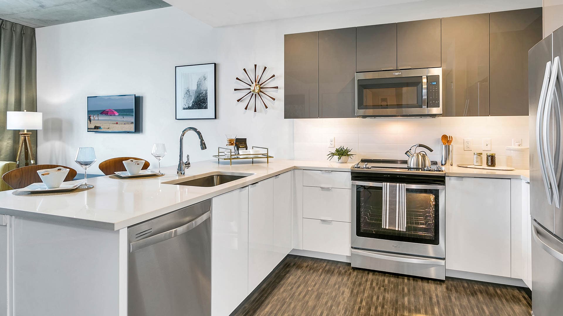 Eviva on Cherokee Apartments 13 of 56