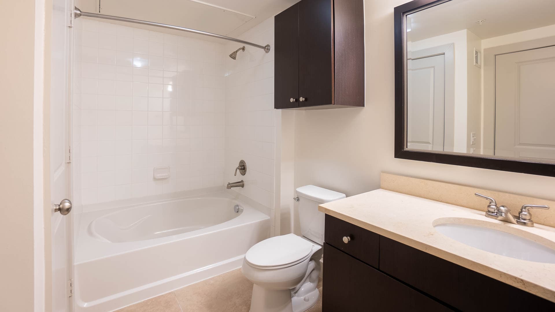 Axis at Shady Grove Apartments 2 of 8